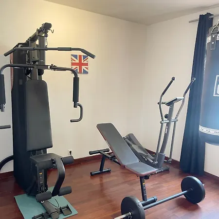 Сasa de vacaciones Sea View House In With Gym&bbq